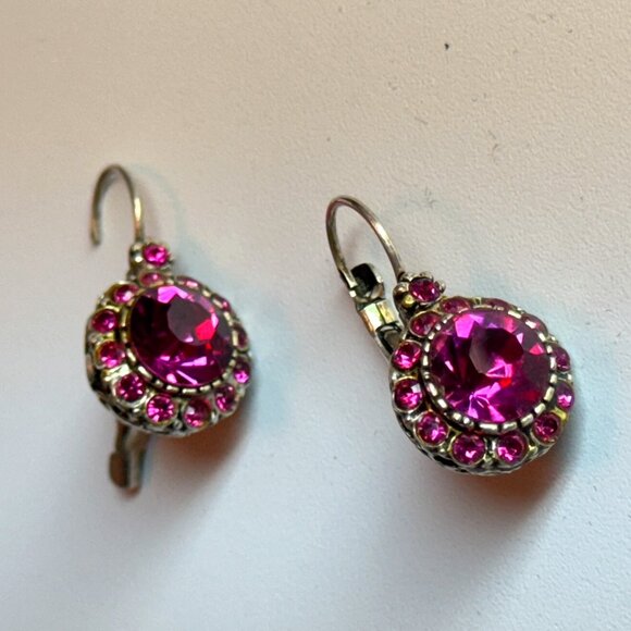 Pink Glass Stones Pierced Earrings Gold Tone Delicate Classy - Picture 1 of 5